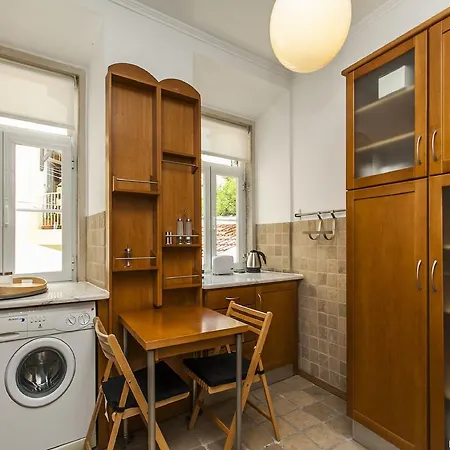 Praça Flores * Lisboa